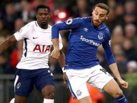 Cenk Tosun göze girdi