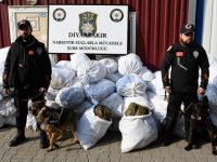 Diyarbakır'da 1 ton esrar ele geçirildi