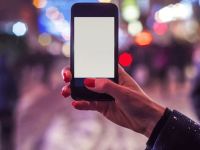 Dikkat vücudunuz hepsini emiyor! Akıllı telefonlarda SAR değeri nedir?