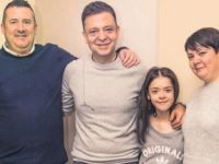 100 derece eğrilen omurgası Türkiye’de düzeltildi