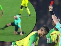 Çelme takan hakem görevden uzaklaştırıldı