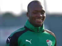 Moussa Sow imzayı attı