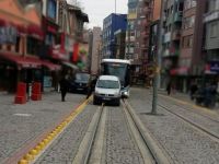 İzmit'te sürücü ile arkadaşı, fotoğraf çeken zabıtayı dövdü