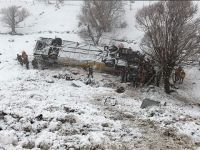 Türkiye Muş'ta yolcu otobüsü devrildi: 6 ölü, 29 yaralı