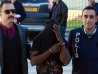 Pencereden içeriye girdi