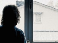 Belçika’da çocuklarını 15 saat soğukta balkonda tutan çifte 10 yıl hapis