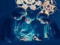 Yüz reddi gelişen Fransız hastaya ikinci yüz nakli yapıldı!