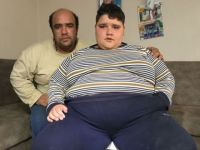 İzmir'de 185 kilo olan Nurettin Yamaç okulunu bırakmamak için tedaviyi reddediyor!