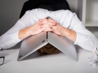 Stres ve aşırı heyecan kalp ritmini bozuyor!