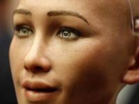İlk robot vatandaş Sophia Türkiye’ye geliyor!