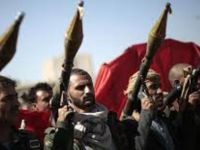 Husiler'den askeri geçit törenine roketli saldırı: 11 ölü