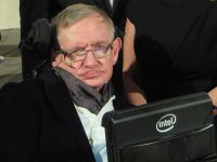 SON DAKİKA: Stephen Hawking hayatını kaybetti