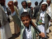 Husilerin safında savaşan 27 çocuk Yemen makamlarına teslim edildi