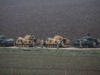 TSK Münbiç'te devriye faaliyetlerini sürdürüyor