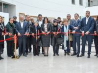 Yakın Doğu Üniversitesi Hastanesi “Kıbrıs Türk Ressamları Retrospektif Sergisi”’ne ev sahipliği yapıyor