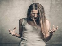 Koprolali Nedir? Nasıl tedavi edilir?