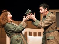 Lefkoşa Belediye Tiyatrosu’ndan “İki Kişilik Hırgür”